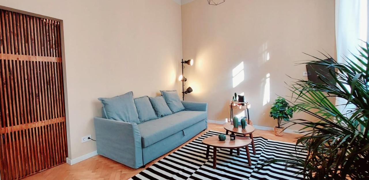 A+ Budapest Downtown Apartments Akacfa Zewnętrze zdjęcie
